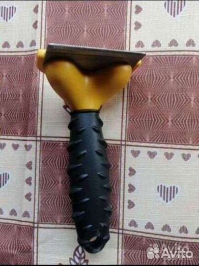 Одежда и аксессуары для собак