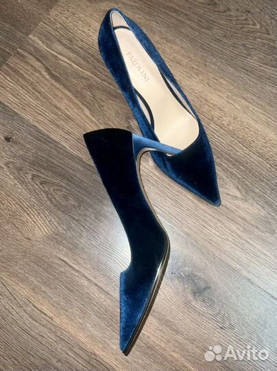 Бархатные туфли carlo pazolini