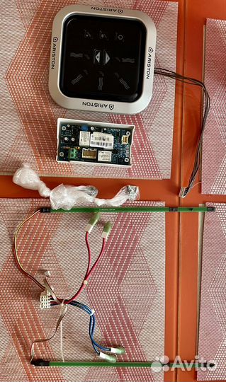 Плата и блок управления водонагревателем ariston