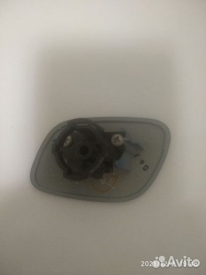 Заглушка форсунки омывателя фар Субару Форестер sg