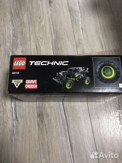 Lego Technic monster jam grave digger