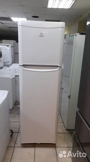 Холодильник Индезит 1.8 м