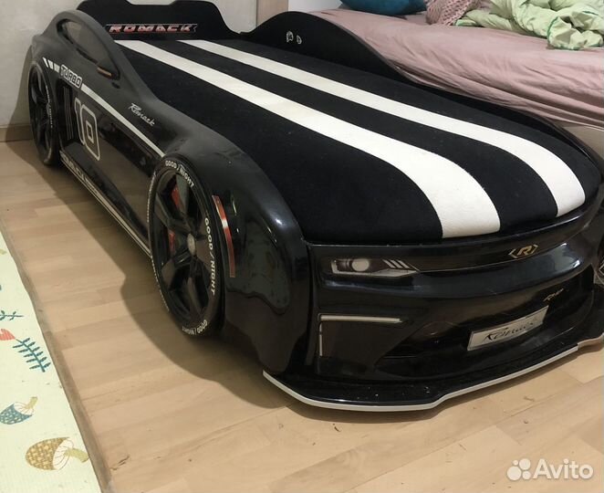 Кровать машина