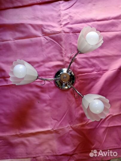 Люстра потолочная б/у