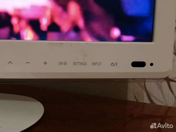Ж/к телевизор lg22ls3590