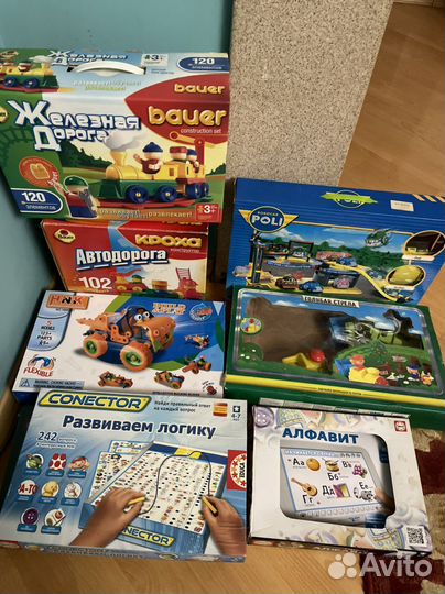 Детские игрушки и настольные игры