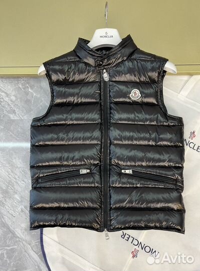 Жилетка moncler NEW collection