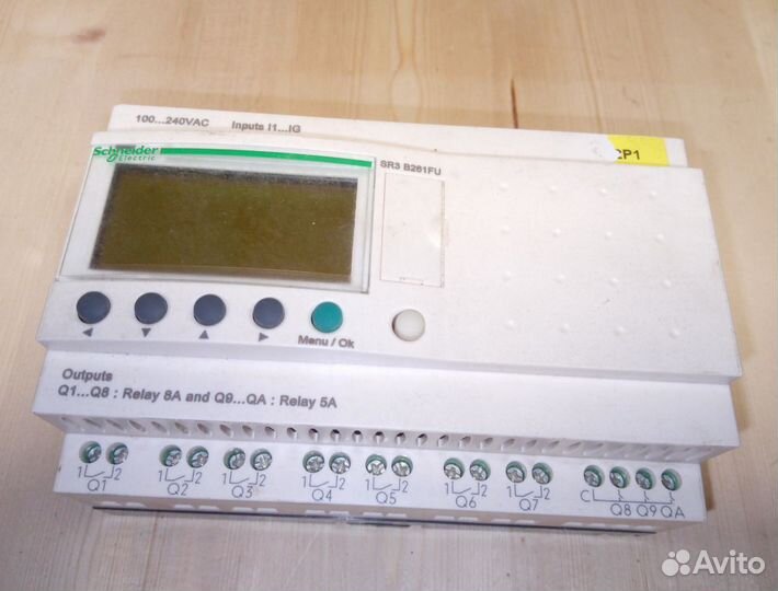 Интеллектуальное реле Schneider Electric SR3B261FU