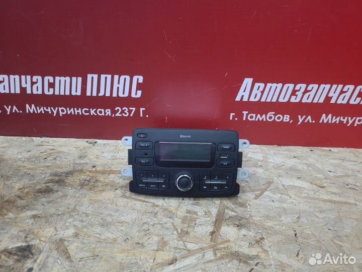 Магнитола штатная LADA X-Ray