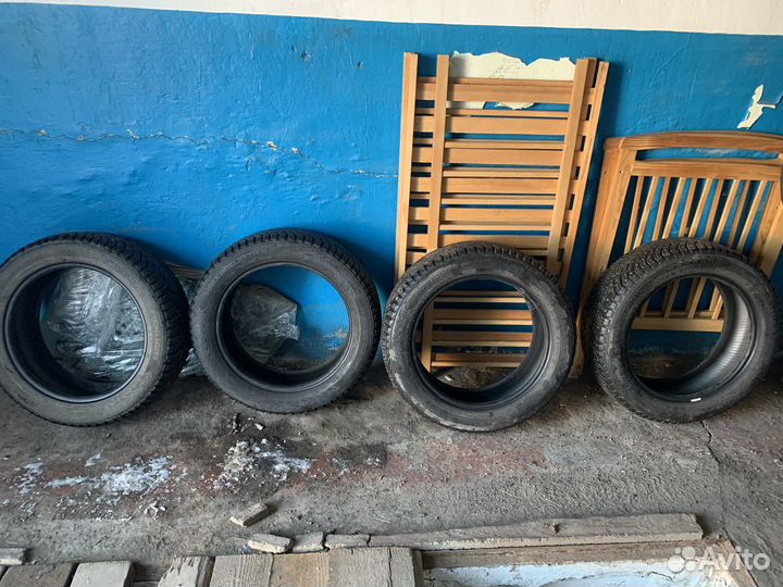 Nokian Tyres Hakkapeliitta 8 205/55 R17 95T