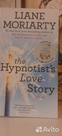 Книга на английском the hypnotist's love story