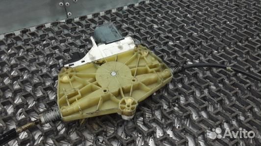 Стеклоподъемник задний правый audi A6 C6 (89P08FX0