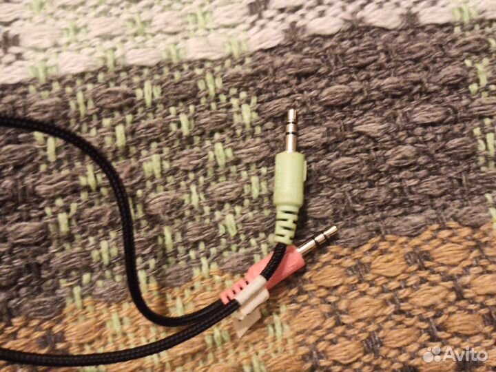 Наушники с микрофоном genius