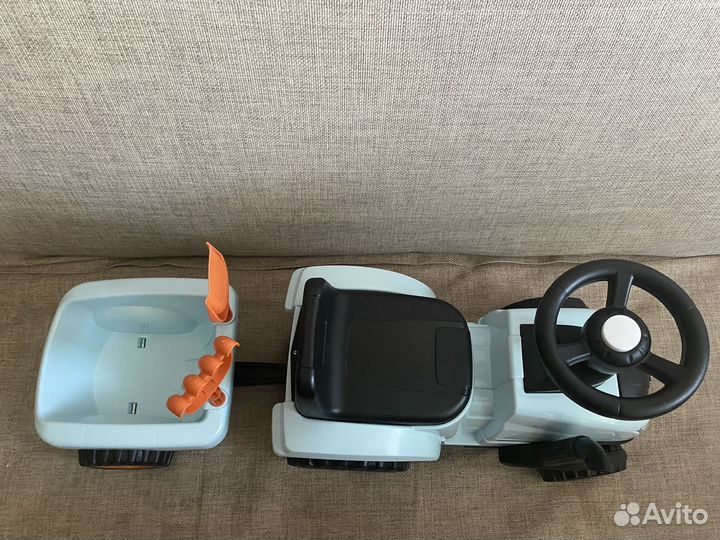 Трактор-каталка