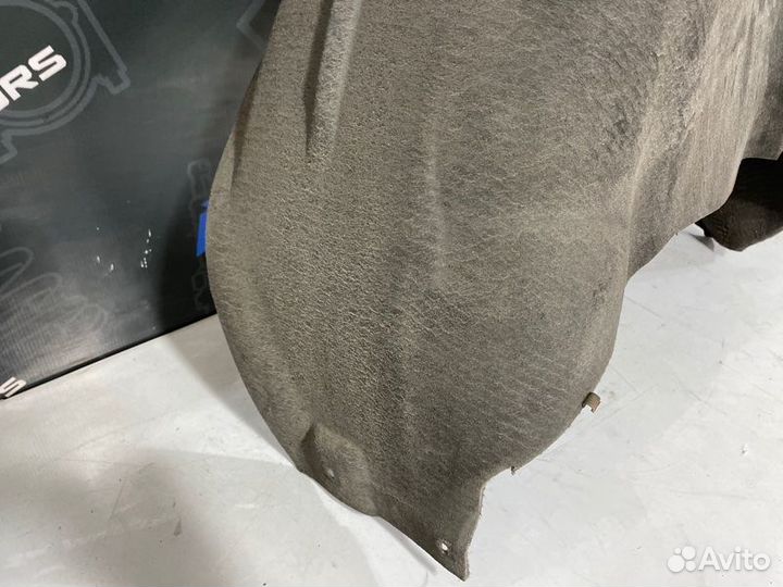 Подкрылок задний правый Audi A6 C6 BDW 2005