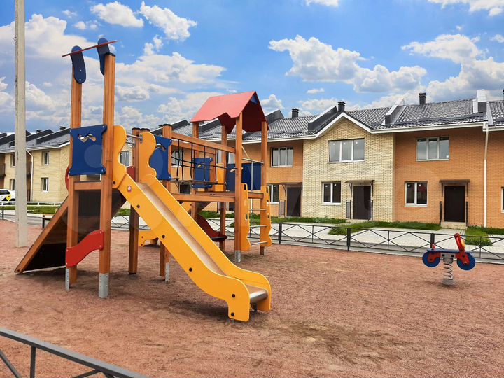 Таунхаус 98,8 м² на участке 3 сот.