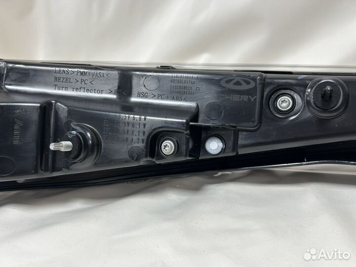 Фонарь центральный Omoda C5 новый