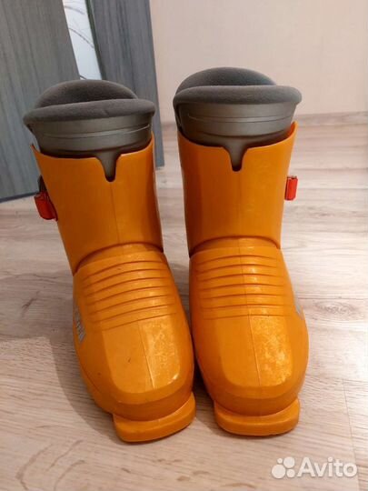 Горнолыжные ботинки детские 33 размер