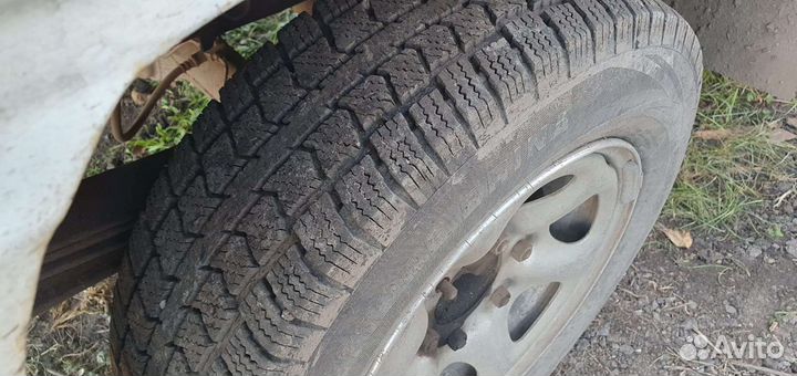 Nissan Atlas бортовой, 1989