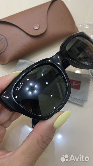 Солнцезащитные очки ray ban