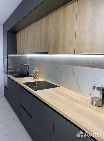 Кухня до потолка на заказ