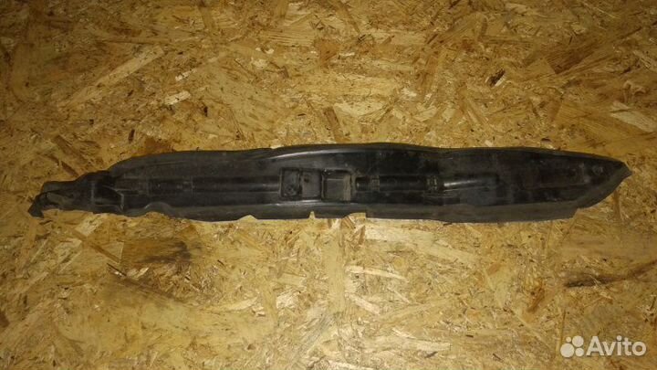 Пыльник крыла правый Citroen Berlingo B9 1.6 2009