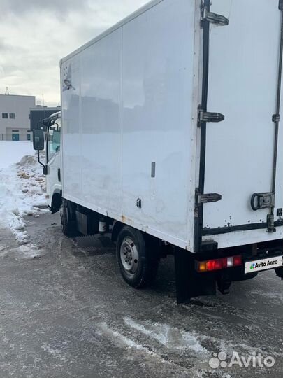 Isuzu NLR85A рефрижератор, 2010