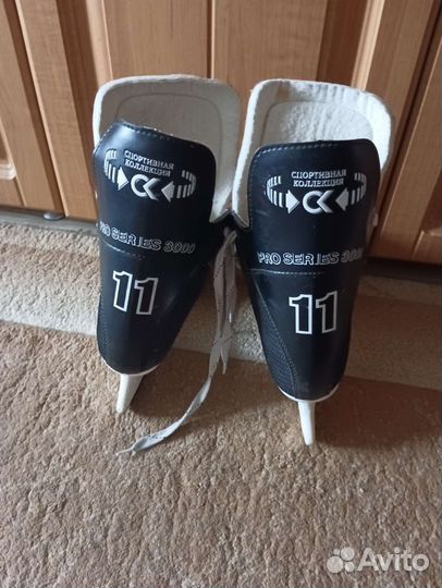 Коньки хоккейные 40 размер