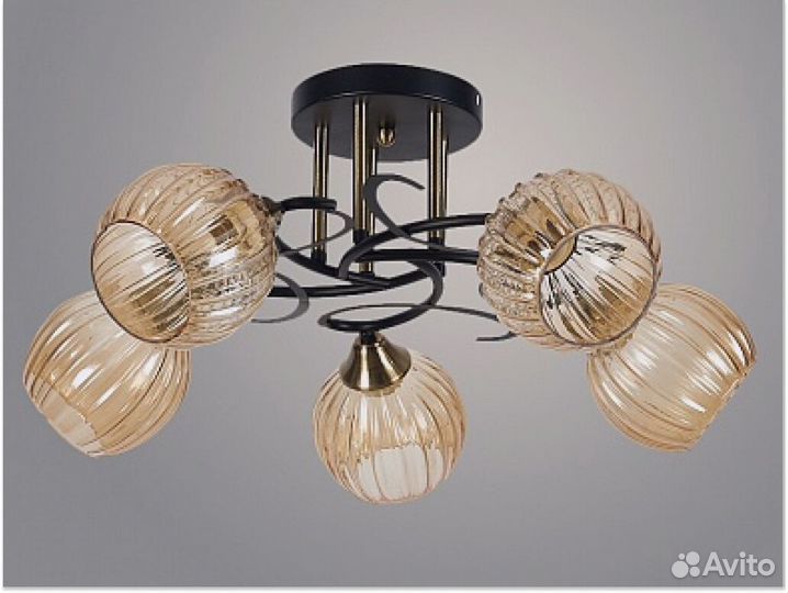 Люстра потолочная на 20кв\м