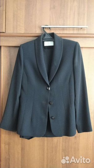 Брючный костюм женский