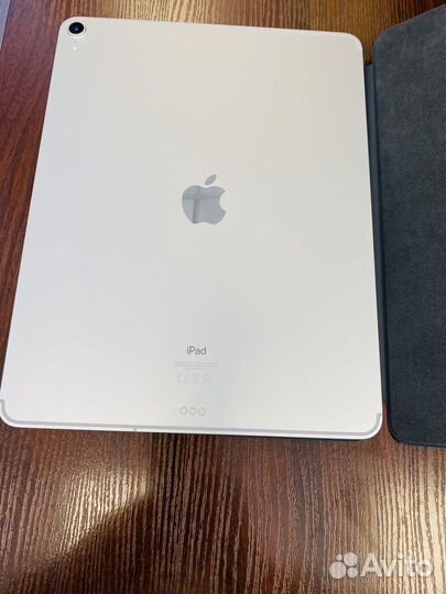 iPad pro 12.9 1024 гб 2018 года