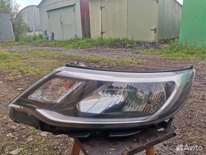 Комплект фар на Киа Рио3 2015- 2017г