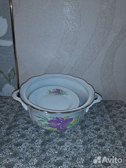 Набор тарелок,супница