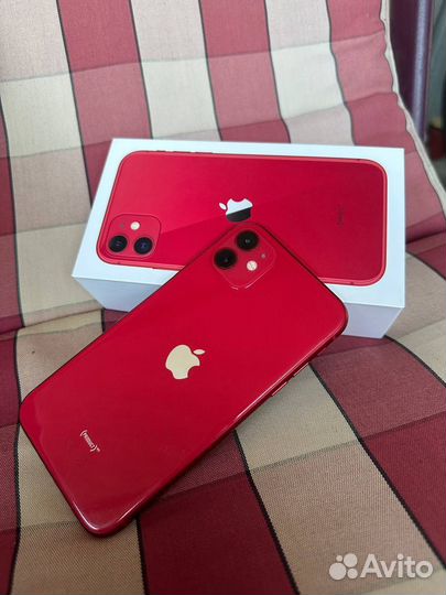 Телефон iPhone 11