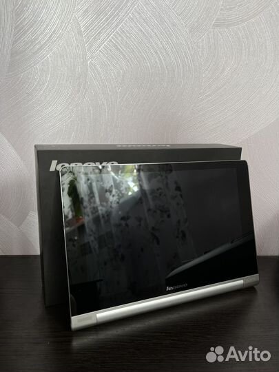 Планшет Lenovo yoga tablet 10