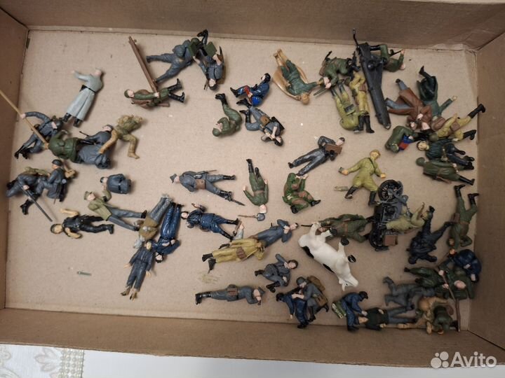 Солдатики и танки