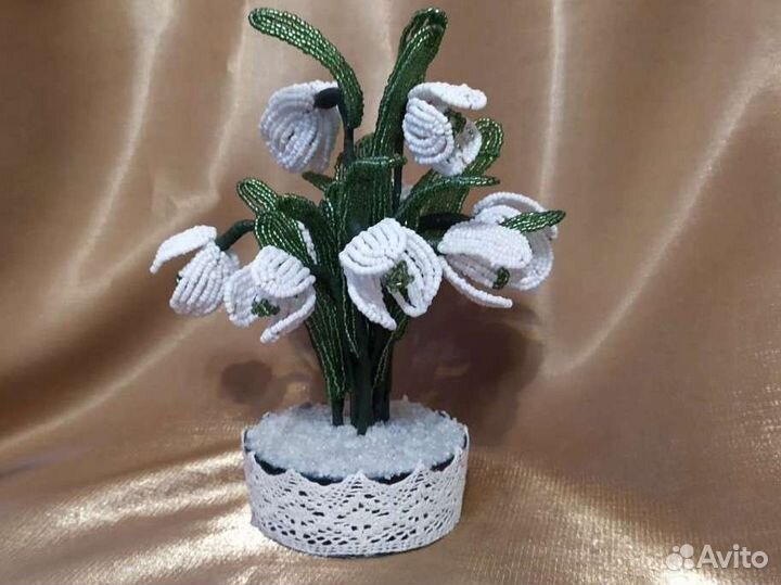 Подснежники из бисера