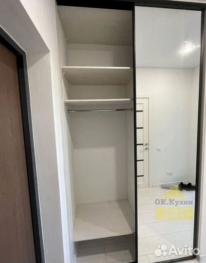 Шкаф в прихожую