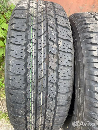 Bridgestone Dueler A/T 693 III 265/65 R17