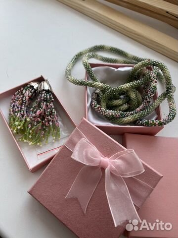 Украшения из бисера ручной работы