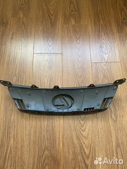 Решетка радиатора Lexus IS 250