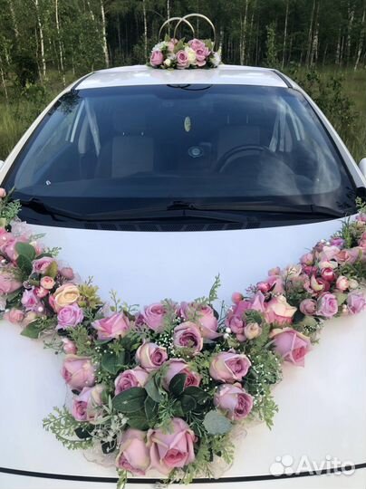 Свадебное украшение на машину. Аренда