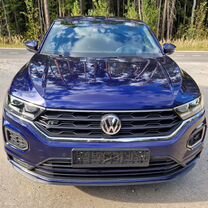 Volkswagen T-Roc 1.5 AMT, 2020, 82 000 км, с пробегом, цена 2 899 000 руб.