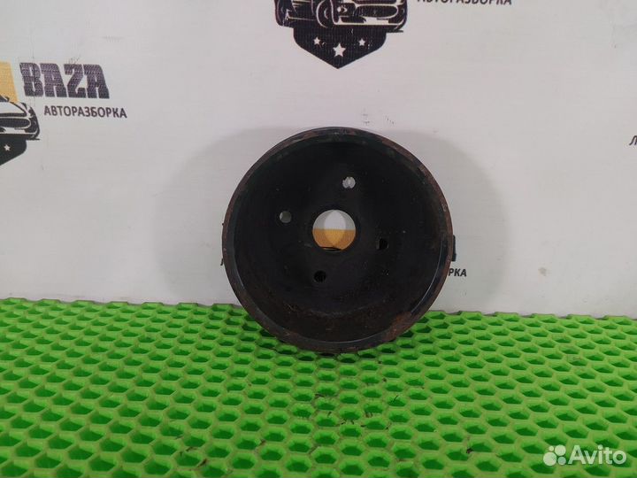 Шкив водяного насоса (помпы)