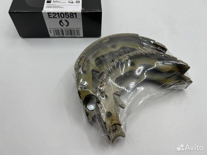 Колодки ручного тормоза miles mitsubishi Lancer