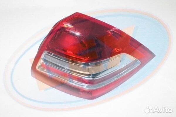 Фонарь правый