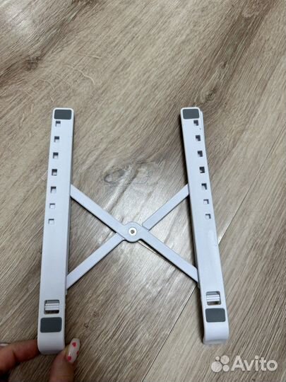 Подставка для планшета