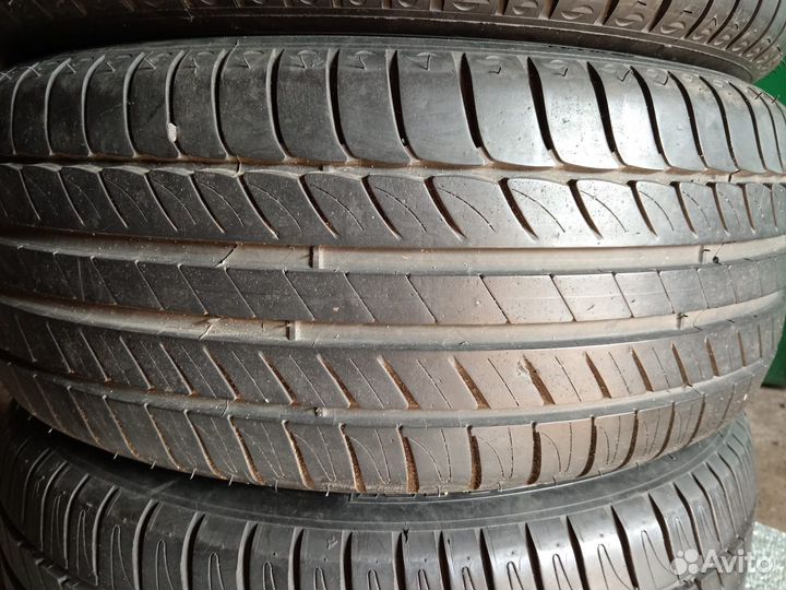 Michelin Primacy HP 215/50 R17
