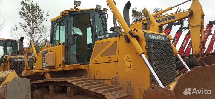 Komatsu D65EX-16, 2021