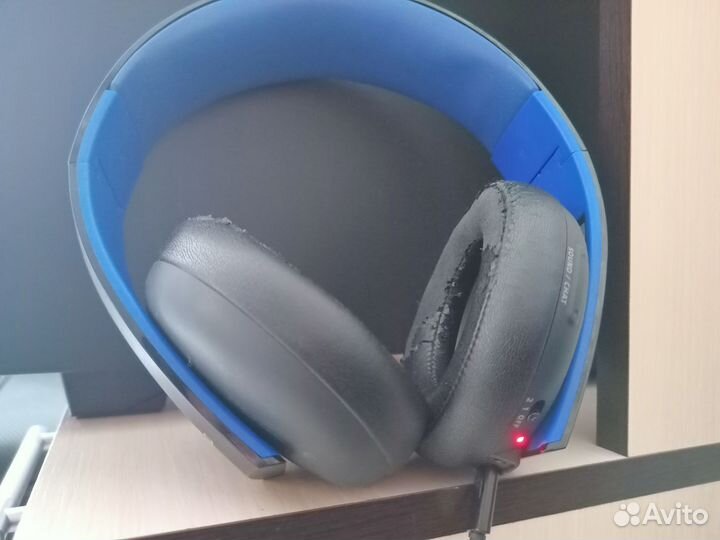 Wireless stereo headset 2.0